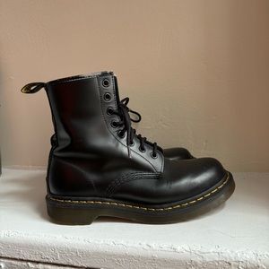 Dr Martens Smooth Leather Lace Up Boots